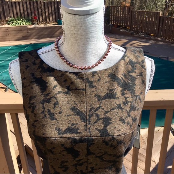 Elegant Tahari Sheath Dress - Picture 2 of 8